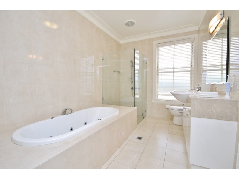 15 Blue Ridge Drive, White Rock NSW 2795