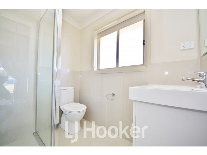 1 Larkin Street, Bathurst NSW 2795