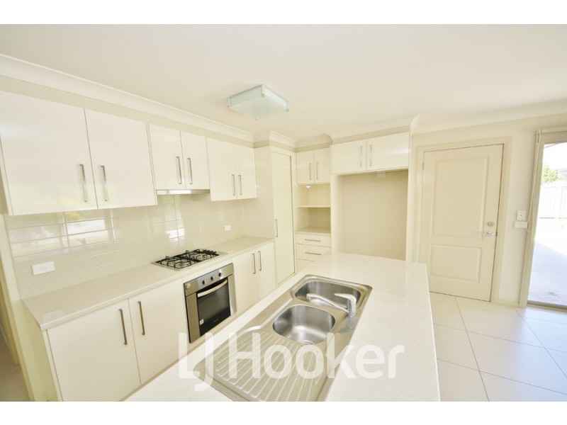 1 Larkin Street, Bathurst NSW 2795