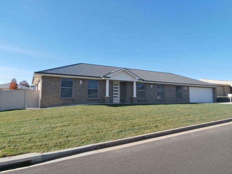 21 Tandora Street, Bathurst NSW 2795