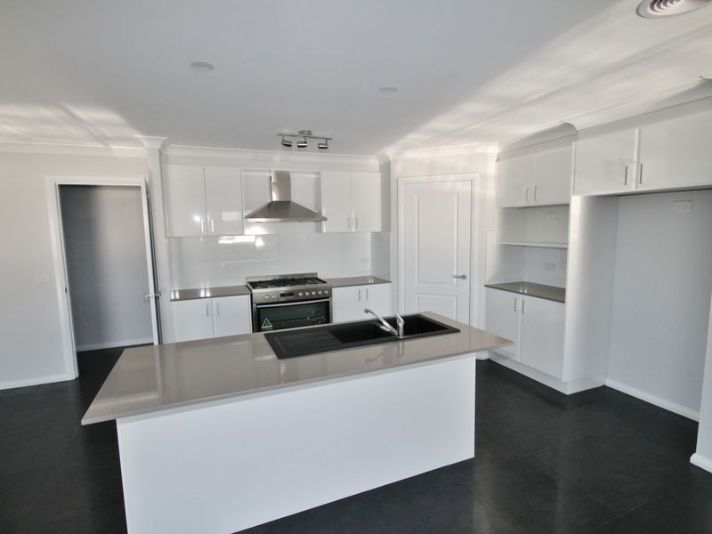 29 Mendel Drive, Kelso NSW 2795