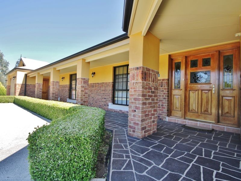 4A Delaware Crescent, Robin Hill NSW 2795