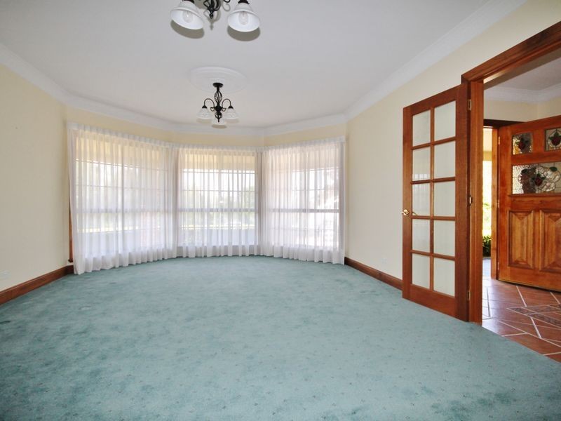 4A Delaware Crescent, Robin Hill NSW 2795