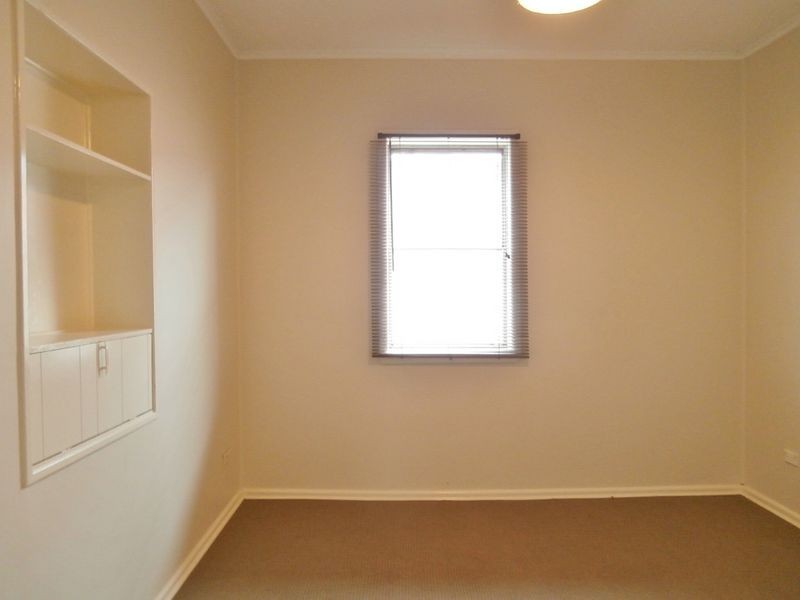 138 Stewart Street, Bathurst NSW 2795