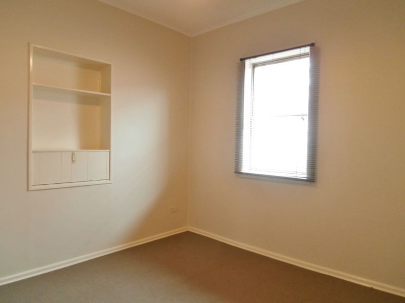 138 Stewart Street, Bathurst NSW 2795