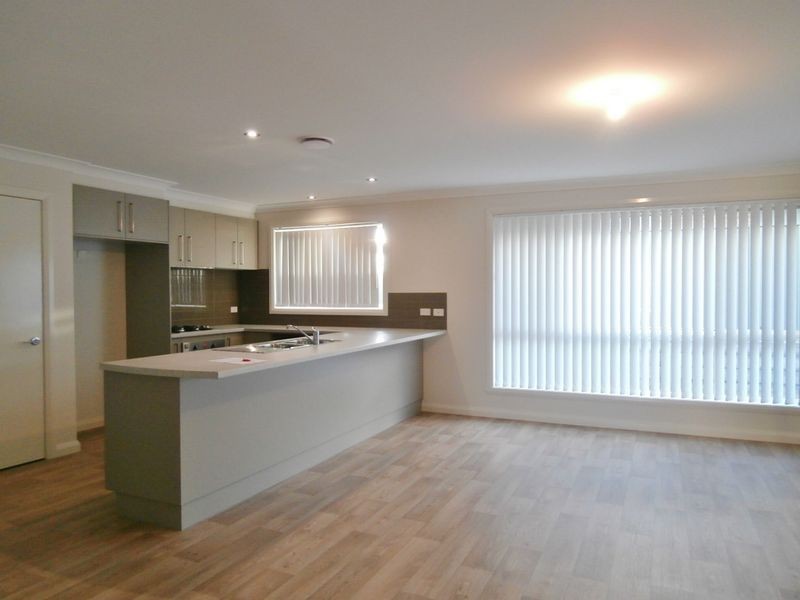 19 Phillip Street, Llanarth NSW 2795