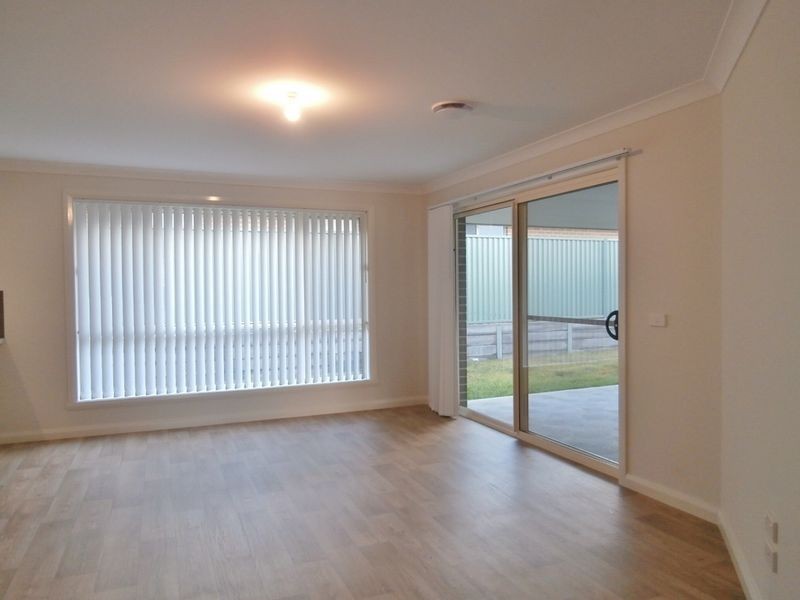 19 Phillip Street, Llanarth NSW 2795