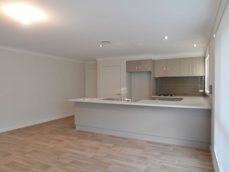 19 Phillip Street, Llanarth NSW 2795