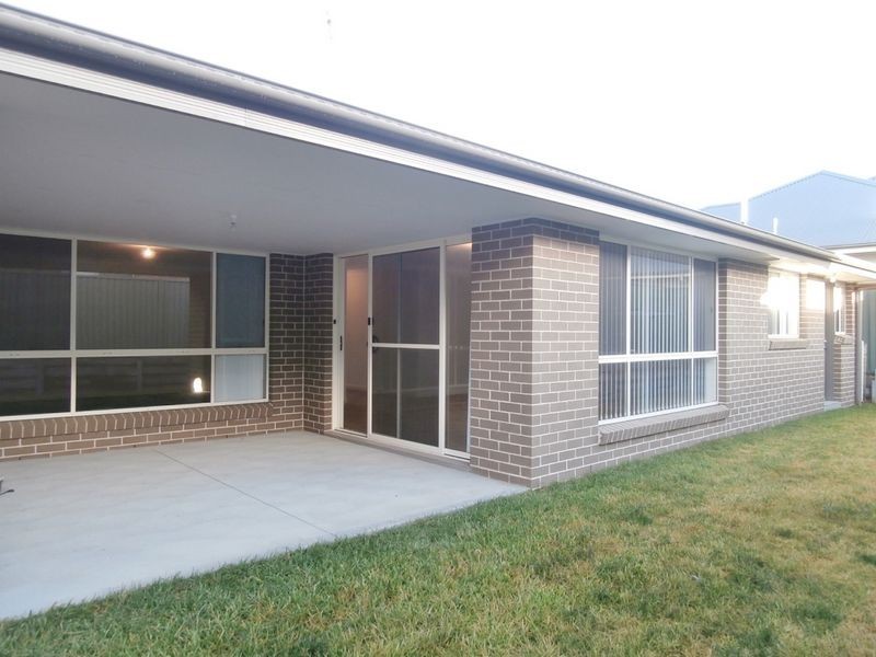 19 Phillip Street, Llanarth NSW 2795