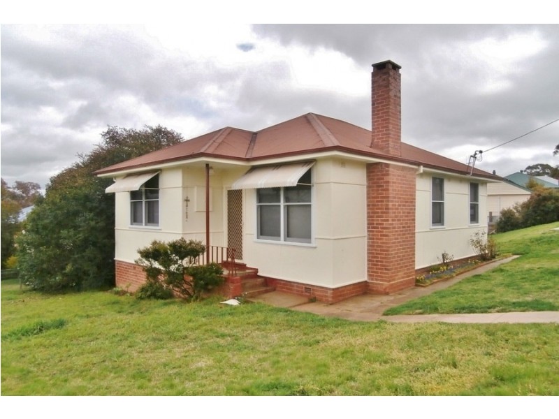 12 Hill Street, West Bathurst NSW 2795
