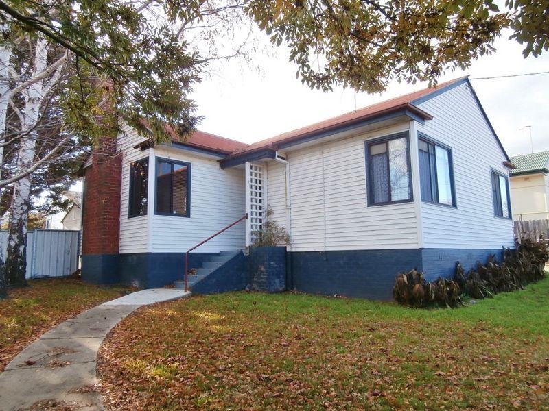 259 Peel Street, Bathurst NSW 2795