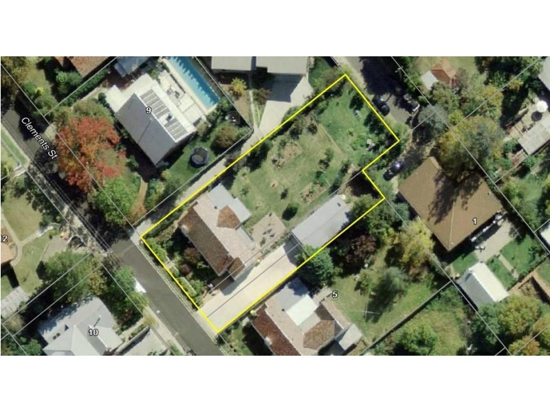 7 Clements Street, Bathurst NSW 2795