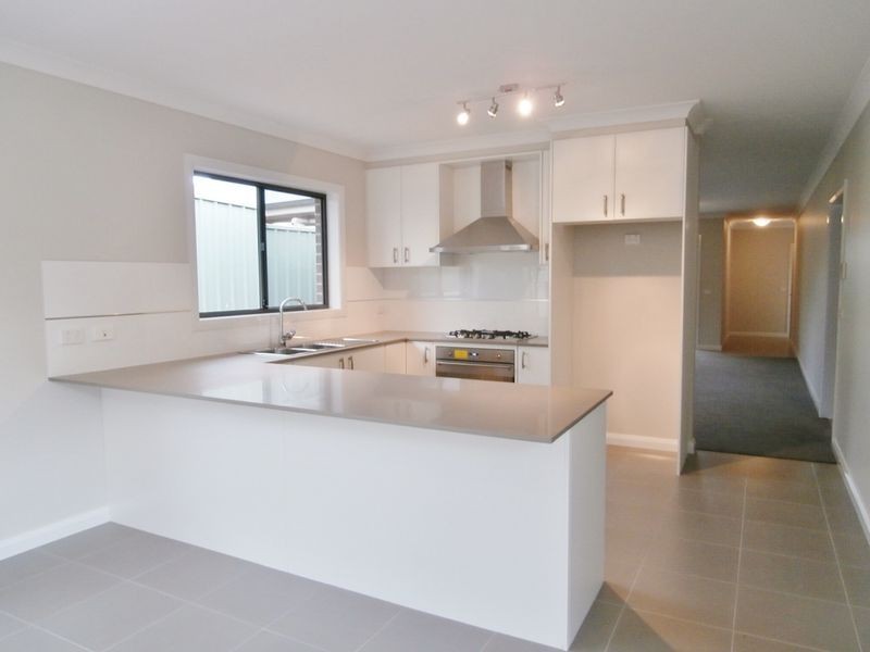 10/57 Rosemont Avenue, Bathurst NSW 2795