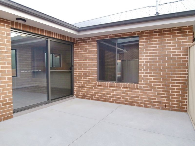 10/57 Rosemont Avenue, Bathurst NSW 2795