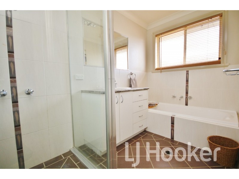 14 Joubert Drive, Llanarth NSW 2795