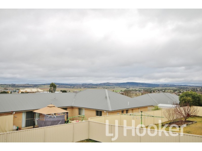 14 Joubert Drive, Llanarth NSW 2795