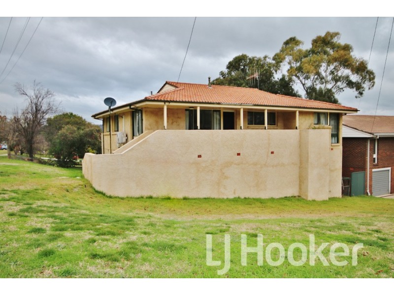 1 Webb Street, West Bathurst NSW 2795