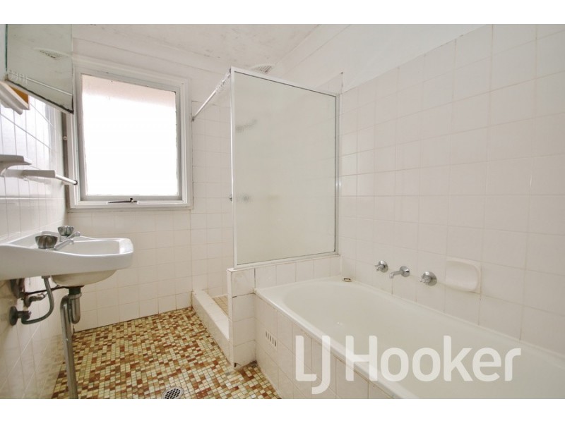 1 Webb Street, West Bathurst NSW 2795