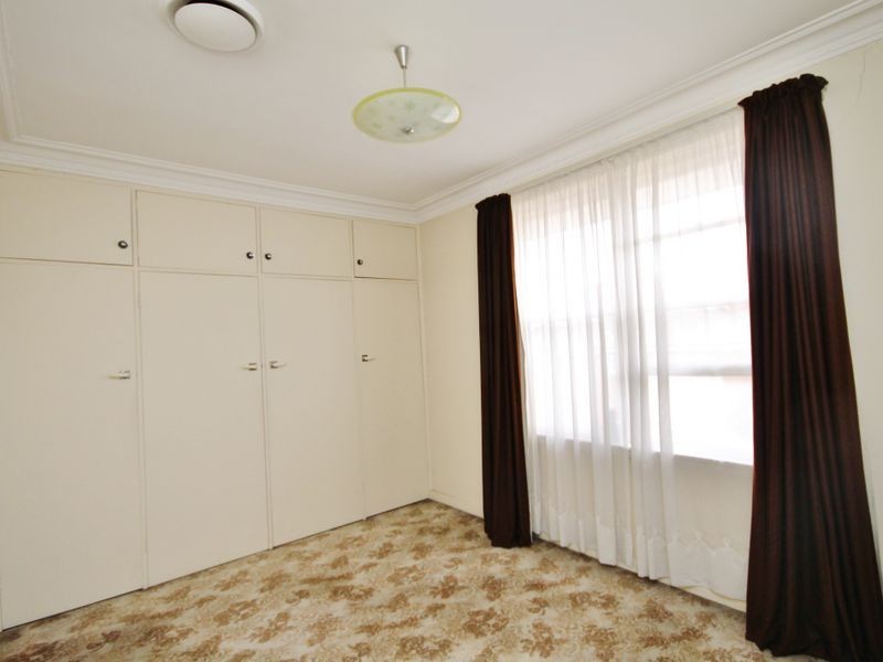 95 Stewart Street, Bathurst NSW 2795