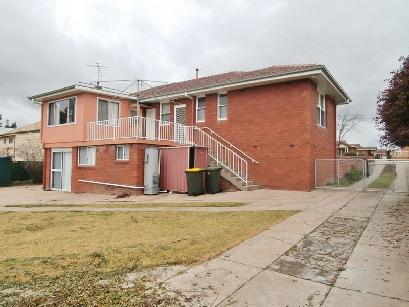 95 Stewart Street, Bathurst NSW 2795