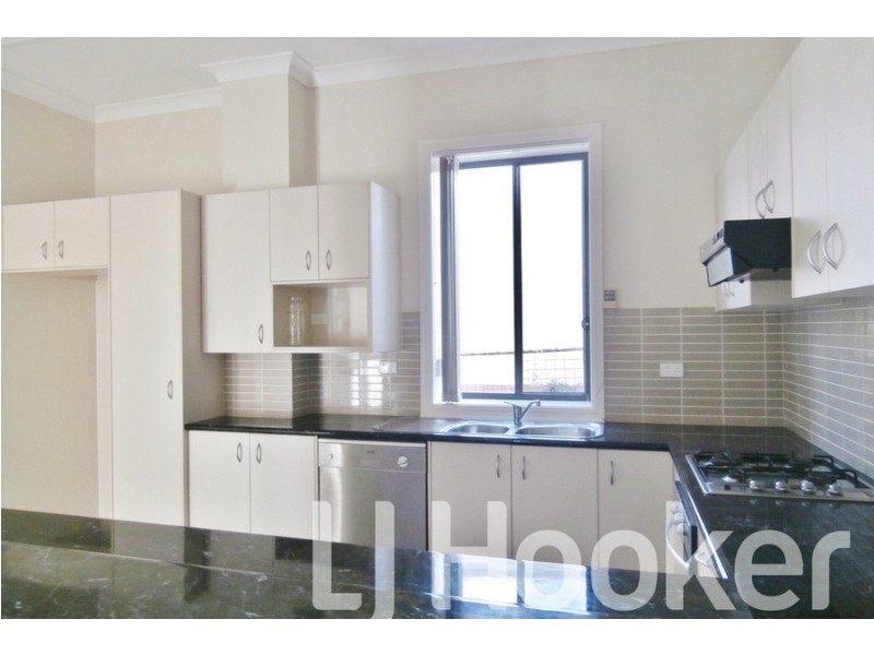 15 Hamilton Street, Bathurst NSW 2795