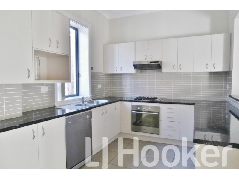 15 Hamilton Street, Bathurst NSW 2795