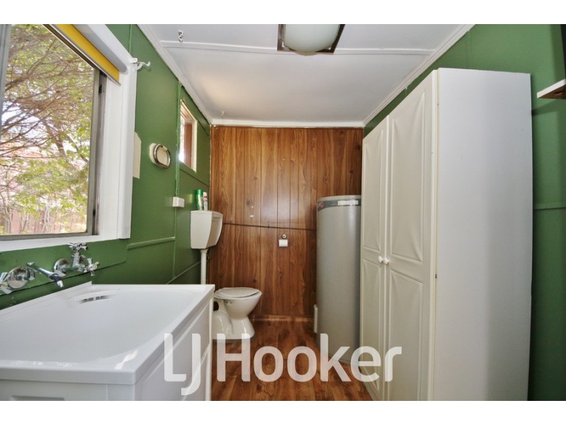 42 Rankin Street, Bathurst NSW 2795