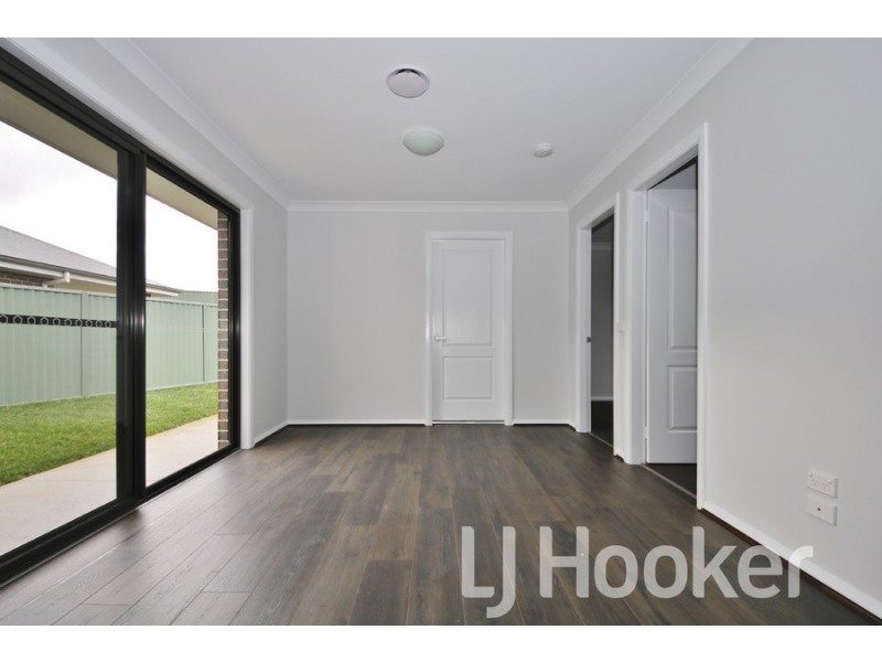 10A Grimes Street, Windradyne NSW 2795