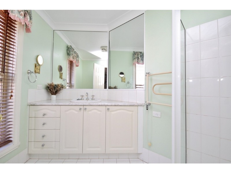51 Lorimer Street, Llanarth NSW 2795