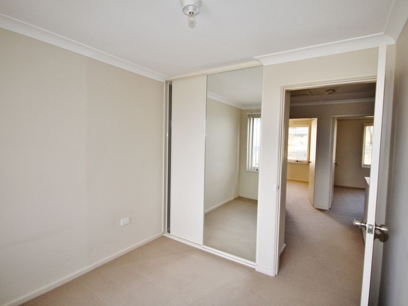 20 Ribbon Gum Place, Bathurst NSW 2795