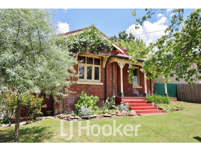 21 Lewins Street, South Bathurst NSW 2795