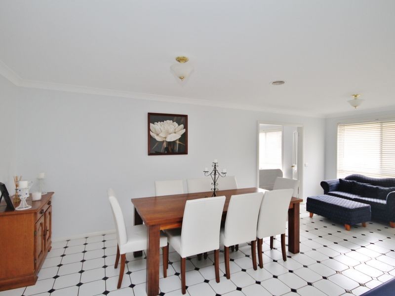 29 Carlyle Avenue, Bathurst NSW 2795