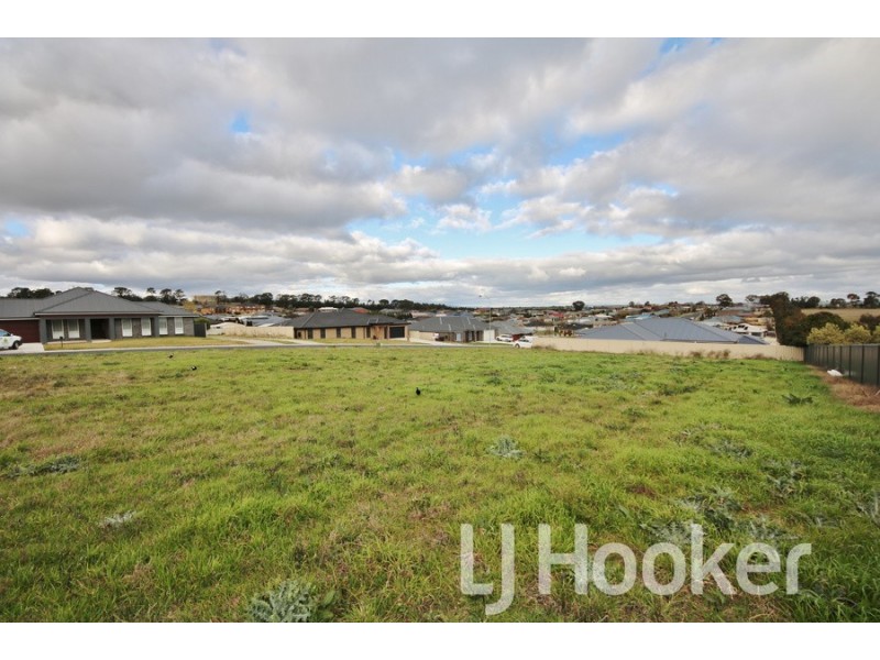 17 Cheviot Drive, Kelso NSW 2795