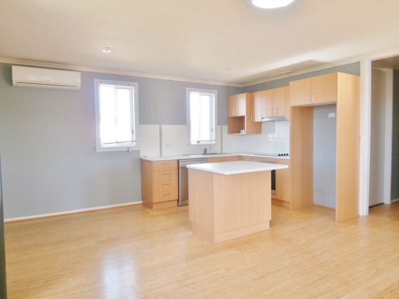 7 Aroo Street, Bathurst NSW 2795