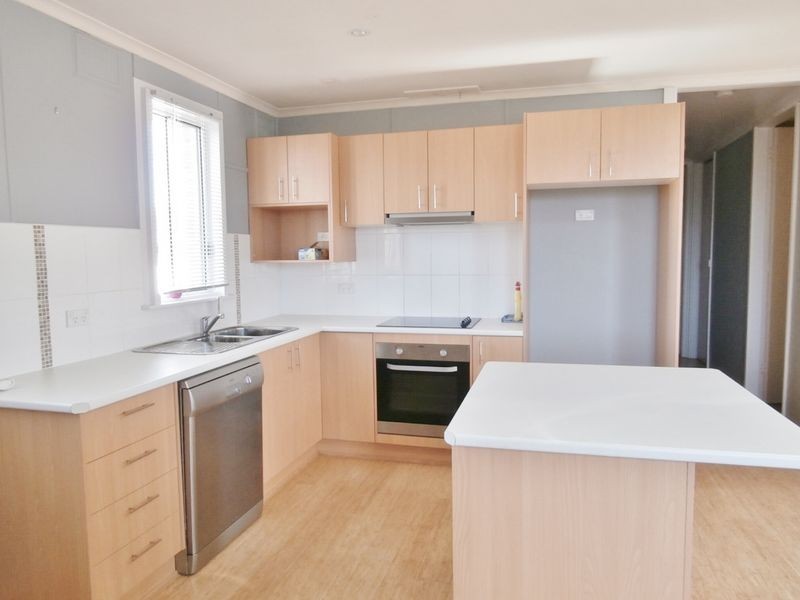 7 Aroo Street, Bathurst NSW 2795