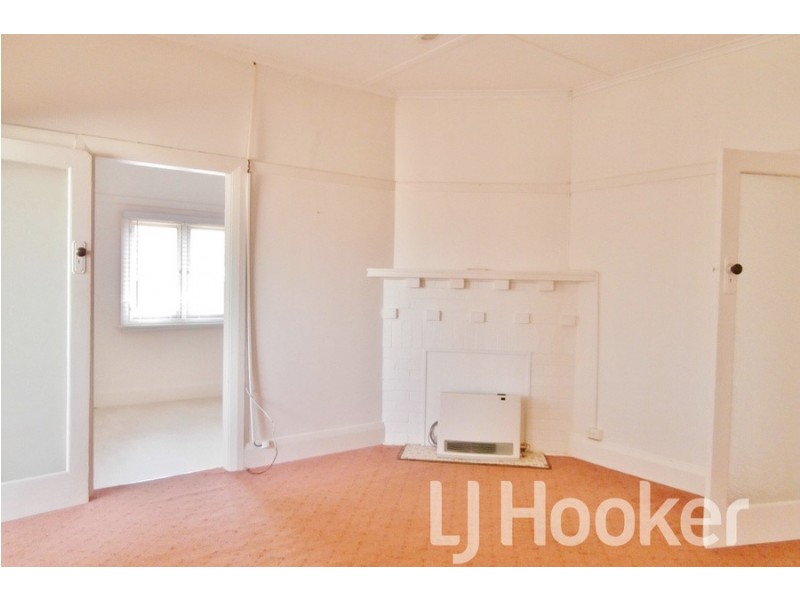 26 George Street, Bathurst NSW 2795