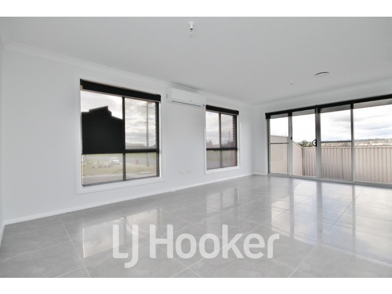 21 Cooper Crescent, Gormans Hill NSW 2795