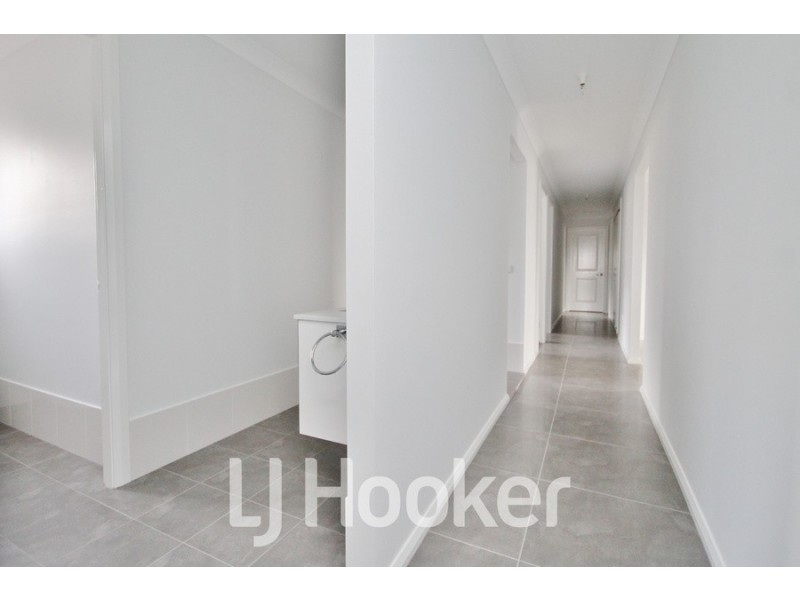 21 Cooper Crescent, Gormans Hill NSW 2795