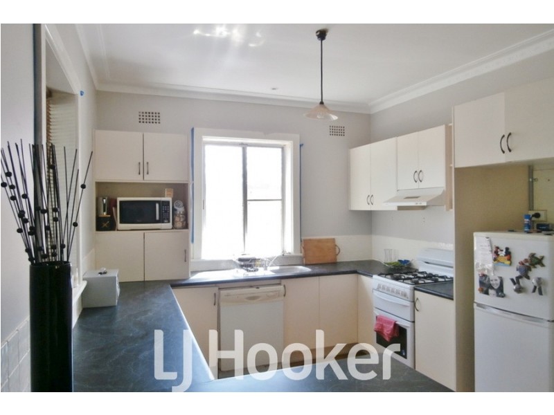 278 Piper Street, Bathurst NSW 2795