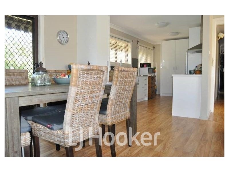 17 Miriyan Drive, Bathurst NSW 2795