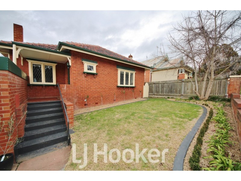 224 Peel Street, Bathurst NSW 2795