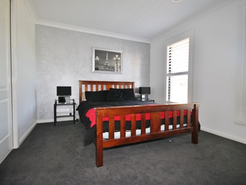 13 Coates Drive, Kelso NSW 2795