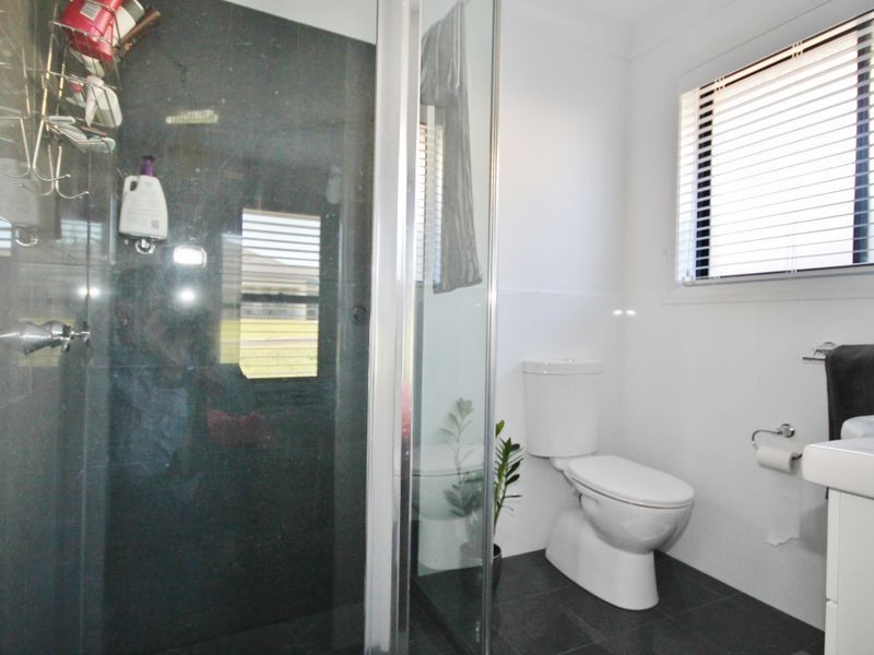 13 Coates Drive, Kelso NSW 2795