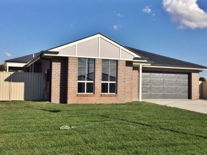 21 Amber Close, Kelso NSW 2795