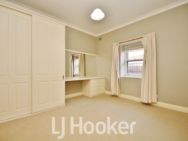 165 Stewart Street, Bathurst NSW 2795