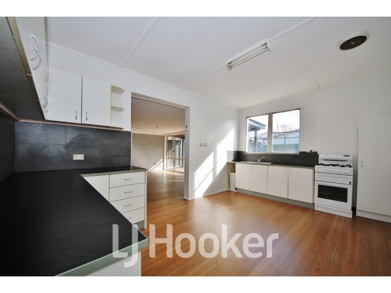 4 Bant Street, South Bathurst NSW 2795