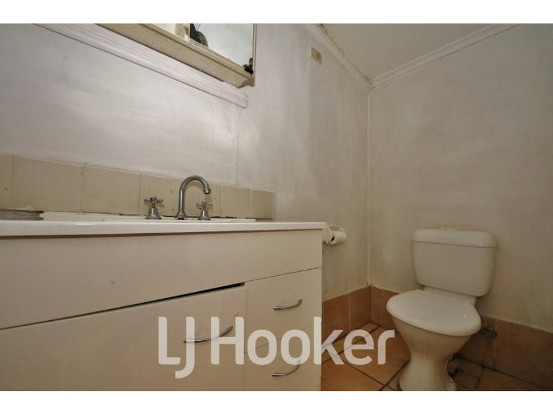 4 Bant Street, South Bathurst NSW 2795