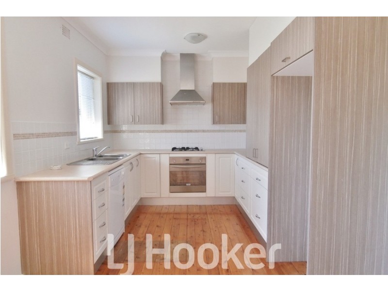 307 Keppel Street, Bathurst NSW 2795