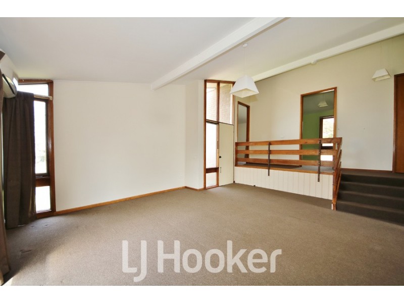 7 Ross Place, Bathurst NSW 2795