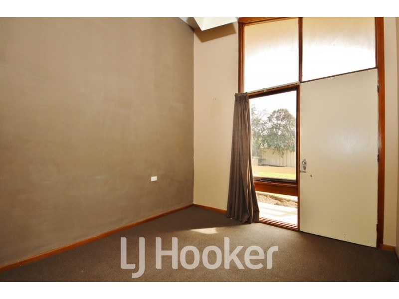 7 Ross Place, Bathurst NSW 2795